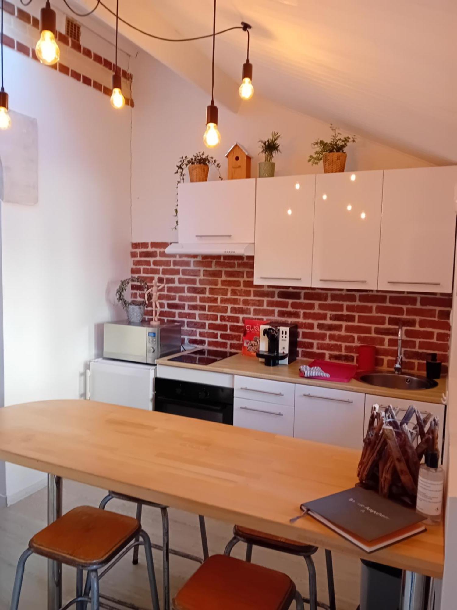 Ferienwohnung Les Etapes Chartraines Parking Wifi Jaccuzi Chartres Exterior foto
